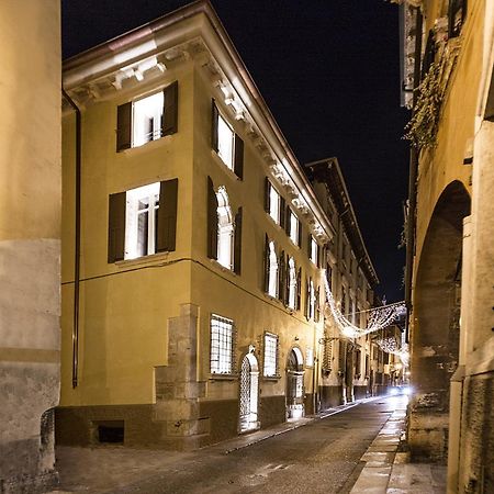 Residenza Palazzo Brenzoni Apartman Verona Kültér fotó