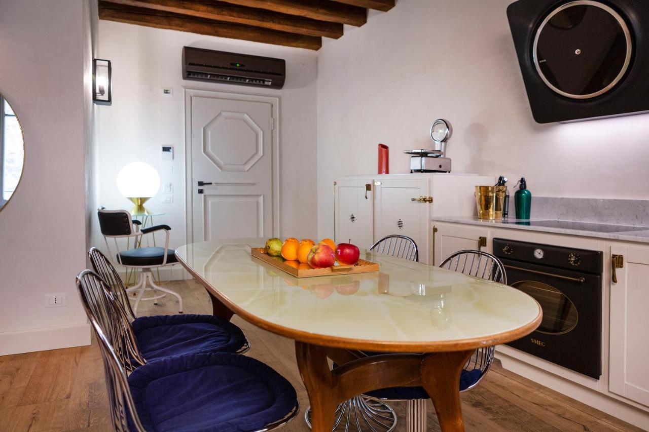 Residenza Palazzo Brenzoni Apartman Verona Kültér fotó